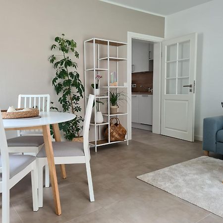 Ferienwohnung Im Werder -Fuer Monteure Nicht Geeignet- Celle Bagian luar foto