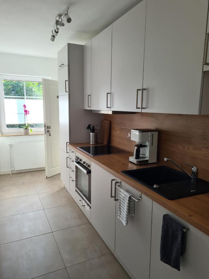 Ferienwohnung Im Werder -Fuer Monteure Nicht Geeignet- Celle Bagian luar foto